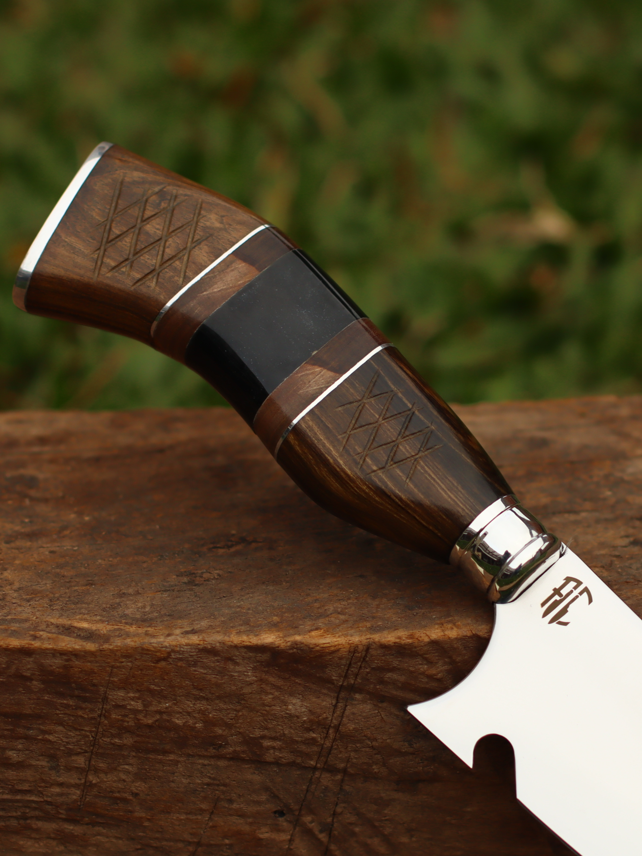 Faca Churrasco Artesanal Pai Raiz| Aço Inox e Cabo Nobre