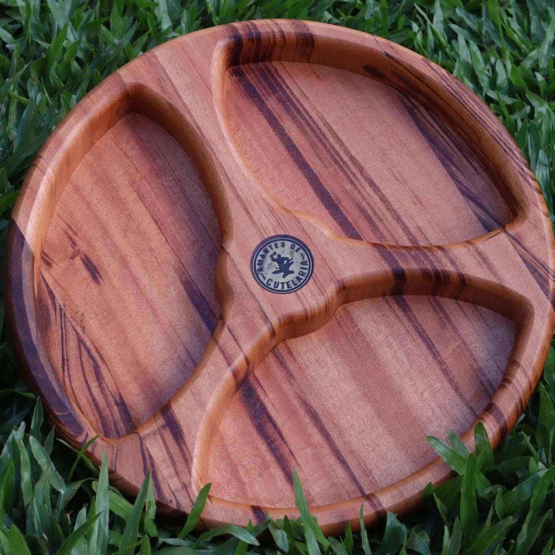 Petisqueiro com Divisórias Muiracatiara