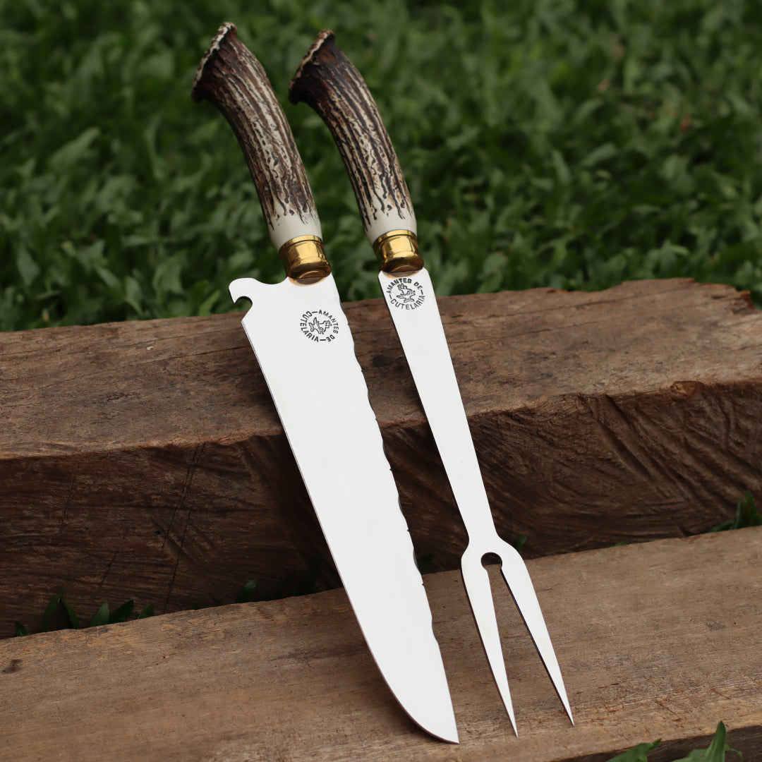 Kit Faca e Garfo Artesanal para Churrasco Personalizada | Presente | Cervo, Tatu, Cavalo